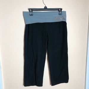 PINK by Victoria’s Secret Cropped Yoga Pants